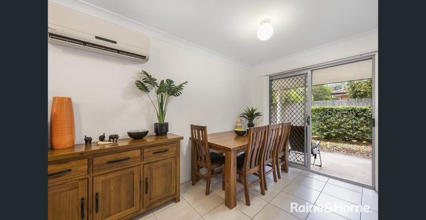 FANTASTIC LOCATION & CONVENIENCE! Heart of North Lakes, 3 Bed 2&1/2 Bath Townhouse, pool&gym - Photo 1