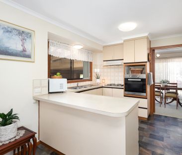 SPACIOUS FAMILY HOME WITH GREAT ALFRESCO AREA - Photo 5