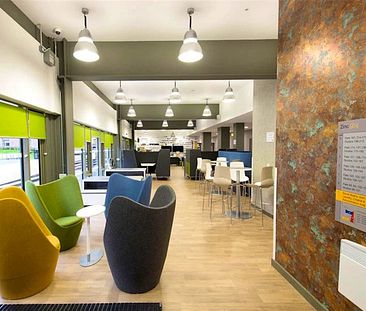 Bronze Studio - Photo 3