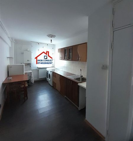 Garsoniera spatioasa renovata cu balcon / Cod CE799 - Fotografie 4