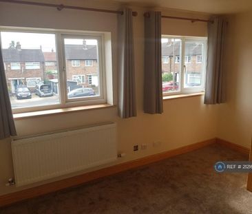 2 bedroom end of terrace house to rent - Photo 4