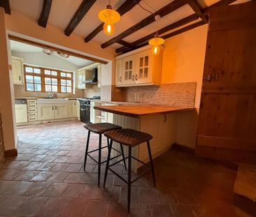 3 bedroom cottage to rent - Photo 2