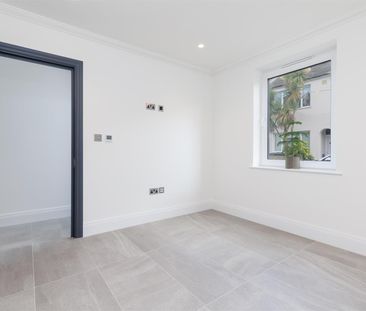 Mayfield Road , E17 5RH - Photo 1