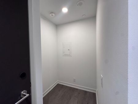 For Lease - 39 Mary Street Unit# 1606, Barrie, Ontario - Photo 4