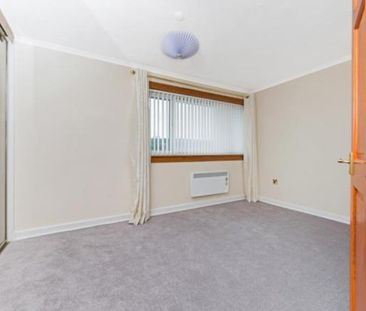 2 Bed Maisonette, Cruachan Road, G73 - Photo 5