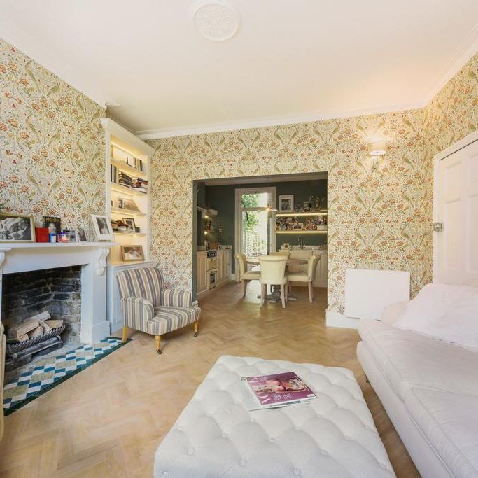 1 bedroom flat to rent - Photo 1