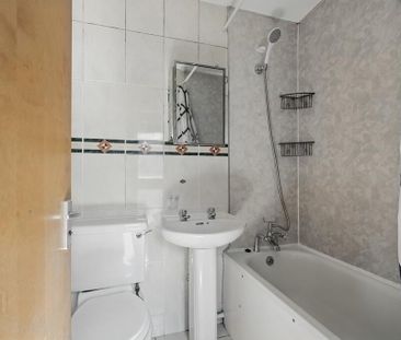 Flat 2, 16 Atlantic Avenue, Belfast, BT15 2HN - Photo 3