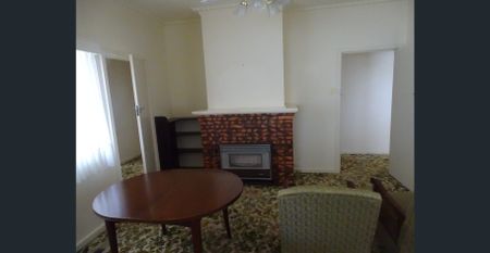 Central location - Photo 2