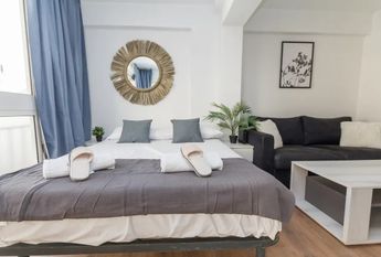 Calle Lozano de Torres, Málaga, Andalusia 29013