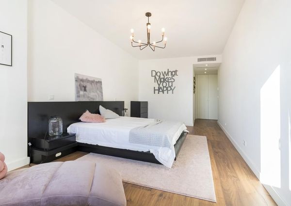 3 Bedroom Apartment with a view, Areeiro, Lisboa