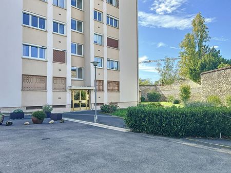 Appartement à louer - REIMS- QUARTIER MOISSONS - Photo 4