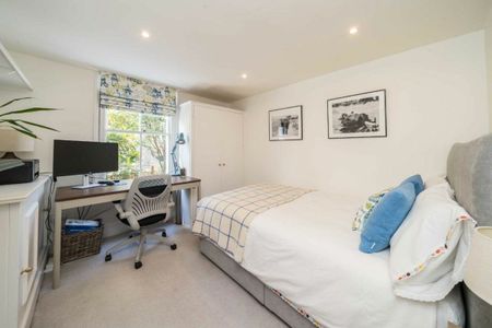 Parma Crescent, Battersea, SW11 - Photo 2