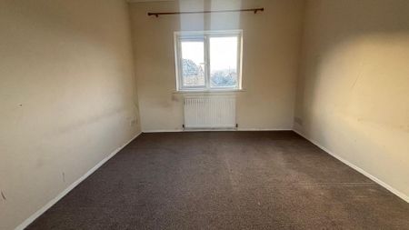 2 bedroom maisonette to rent - Photo 2