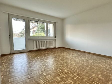 Teilsanierte 4.5 Zimmer-Wohnung an ruhiger Lage - Photo 3