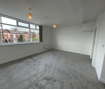 2 bedroom maisonette to rent - Photo 4