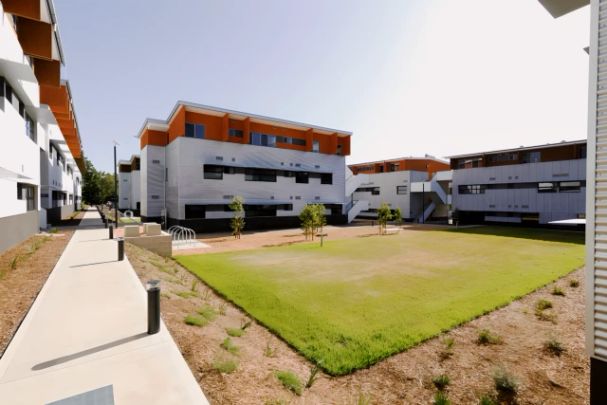 Western Sydney University Village Parramatta, Sydney - Photo 1