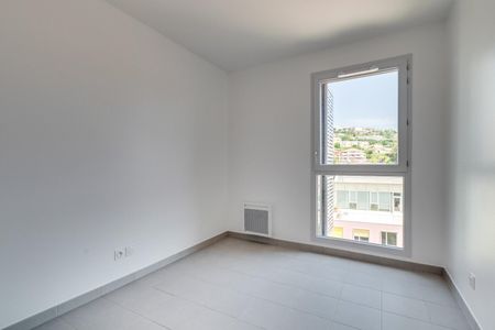 location Appartement T3 DE 57.19m² À NICE - Photo 2