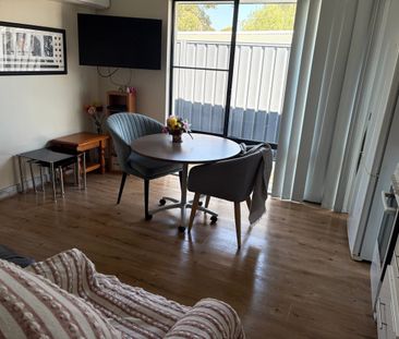 Bibra Lake - Photo 5