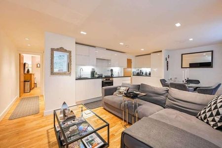 Woolwich Manor Way, Gallions Reach, E16 - Photo 4