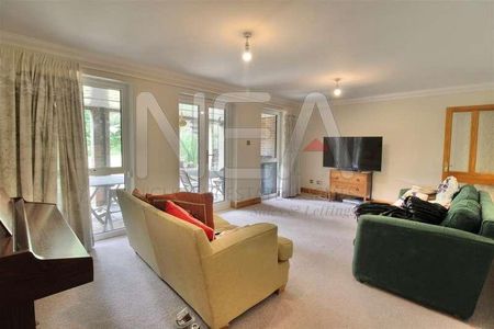 St. Peters Avenue, Caversham, Reading, RG4 - Photo 3