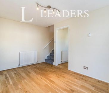 1 bedroom semi-detached house to rent - Photo 2