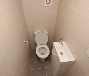 Room in a Shared House, Stanley Street, RG1 - Photo 4