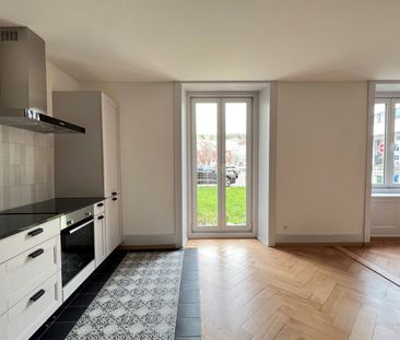 Hôtel-de-Ville 23 – Magnifique appartement rénové au rez-de-chaussé... - Photo 3