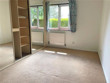 4 bedroom detached house to rent - Photo 5