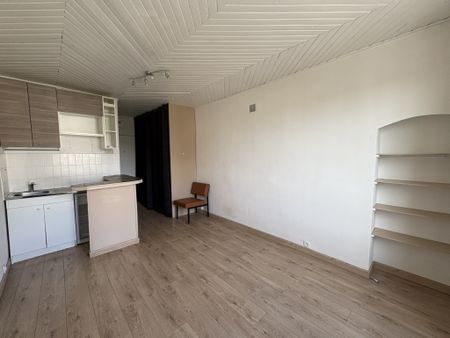 Location Appartement 1 pièce 19m² BIEVRES 91570 - Photo 2