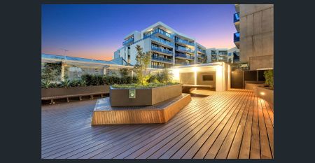 LARGE BALCONY | CONTEMPORARY APARTMENT - Photo 4