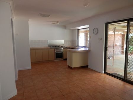 Great Location! - Photo 4