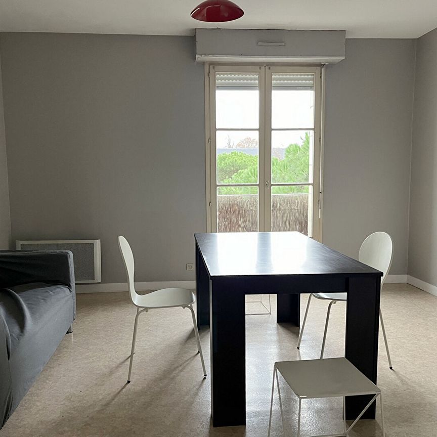 Location Appartement 2 pièces 54m² - Photo 1