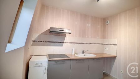 Location Appartement 2 pièces 43m² CREPY EN VALOIS 60800 - Photo 3