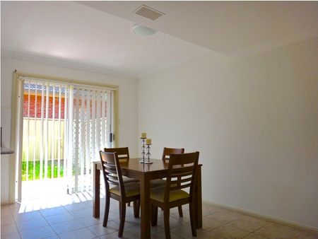 Beautiful townhouse in popular location next to Asyrian Church / School - Photo 2