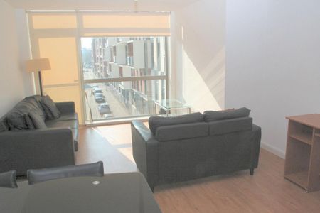 1 bedroom apartment to rent - Photo 2