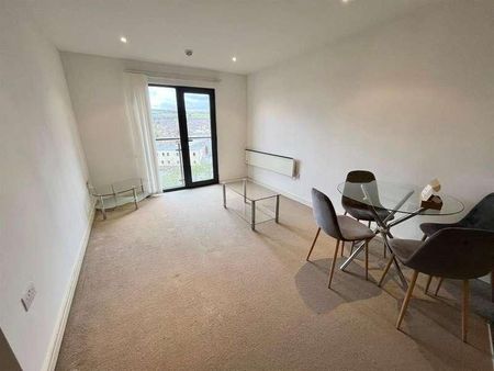 Waterside, St. James Court West, Accrington, BB5 - Photo 3