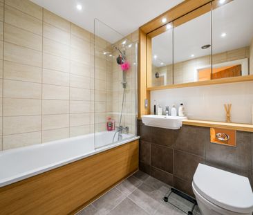 2 Bed Flat, Station Road, SE13 - Photo 6