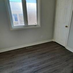 3 BEDROOMS APARTMENT LEASE FEB 1 2025 BRADFORD - Photo 1