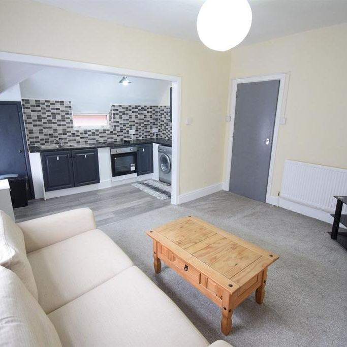 2 bedroom house to rent - Photo 1