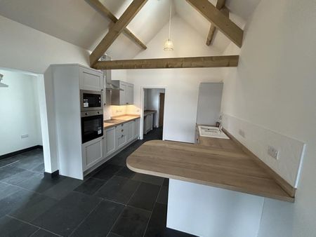 1 bedroom barn conversion to rent - Photo 5