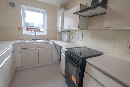 1 bedroom flat to rent - Photo 5