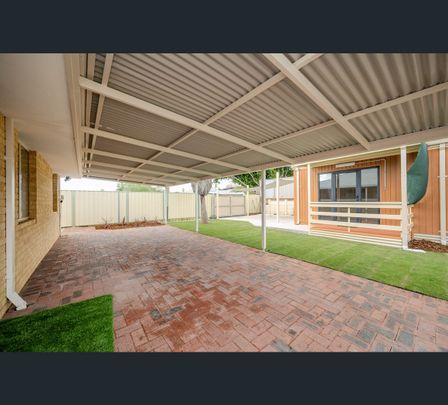 37 Palermo Court, Merriwa, WA 6030 - Photo 1