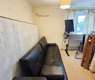 2 bedroom apartment to rent Gladeside, Cambridge, Cambridgeshire, CB4 - Photo 4
