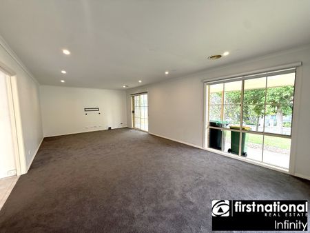 Family Friendly Home - Photo 4