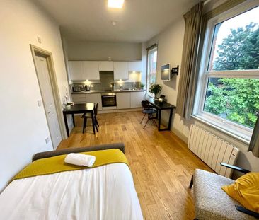 Woodhurst Road, Moseley, B13 - Photo 1