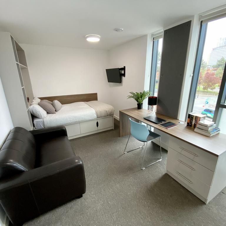 1 bedroom flat to rent - Photo 1