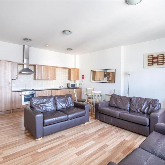 2 bedroom apartment to rent - Photo 1