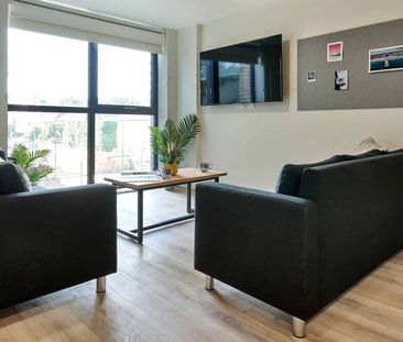 Bronze Plus Ensuite- 6 Bed - Photo 3