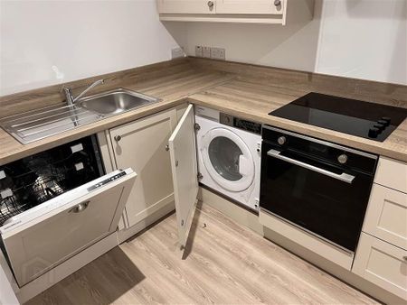 14b High Street, Newtownards, BT23 7HY - Photo 5