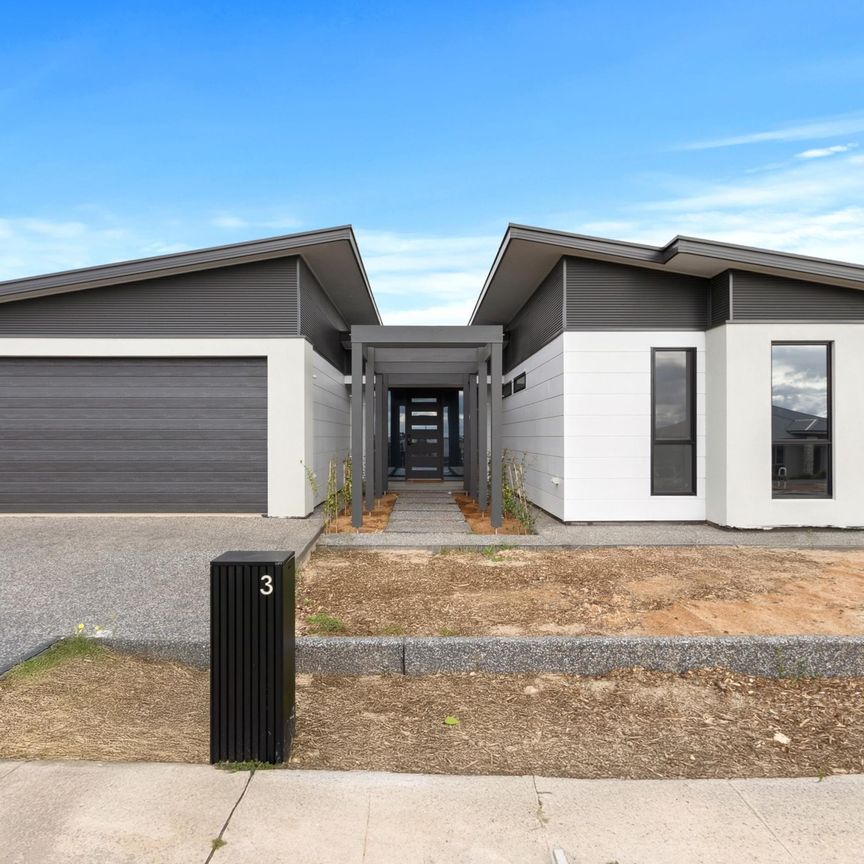 3 Schomburgk Drive, Gawler East SA 5118 - Photo 1